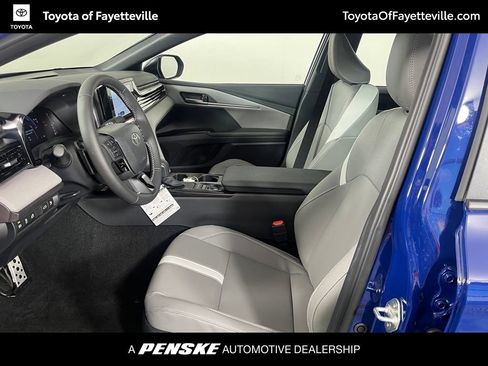 Used 2026 Toyota Camry SE w/ Convenience Package FWD image 24