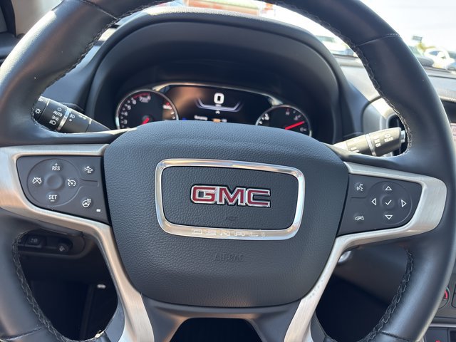 Used 2024 GMC Terrain Denali w/ Denali Premium Package AWD/4WD image 32