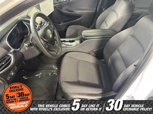 Certified 2019 Chevrolet Malibu LT w/ Driver Confidence Package image 16