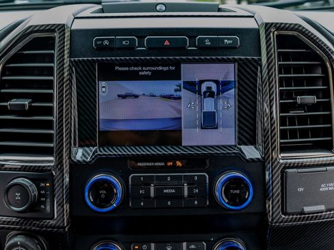 Used 2019 Ford F150 Raptor w/ Equipment Group 802A Luxury image 26