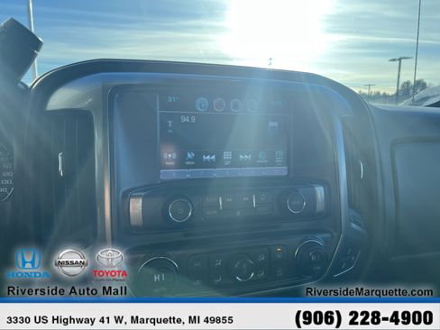 Used 2017 Chevrolet Silverado 1500 LTZ Z71 w/ Realtree Edition image 17