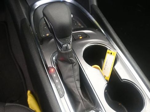 Used 2025 Chevrolet Malibu LT image 23