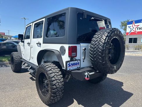 Used 2017 Jeep Wrangler Unlimited Sport w/ Quick Order Package 24S AWD/4WD image 3