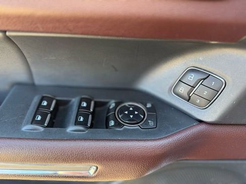 Used 2023 Ford Expedition Max Limited image 10