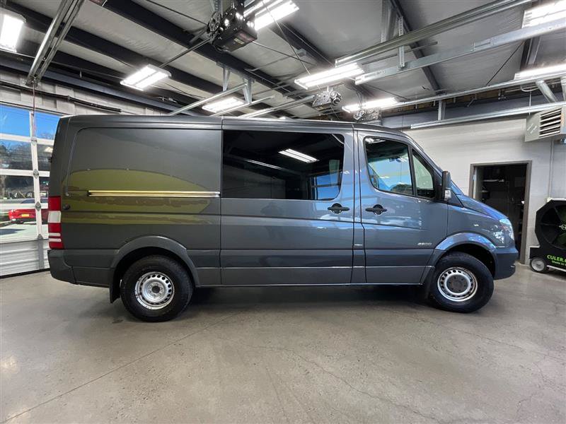 Used 2014 Mercedes-Benz Sprinter 2500 image 6