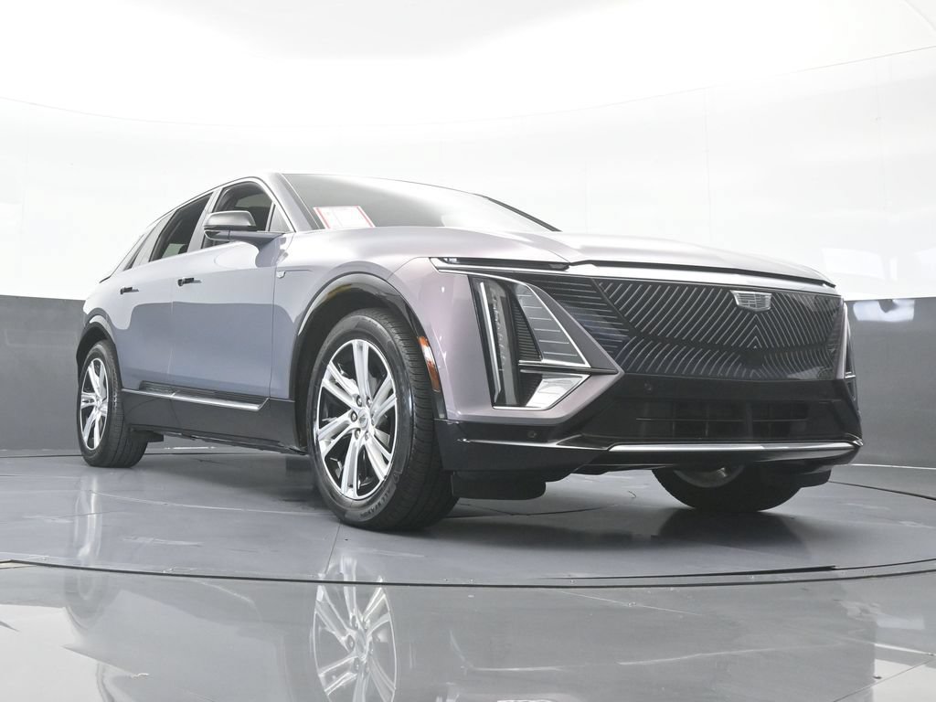 Used 2024 Cadillac Lyriq Tech RWD image 78