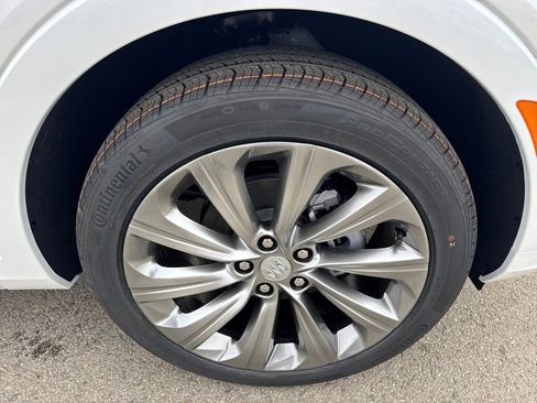 New 2026 Buick Envista Avenir image 14