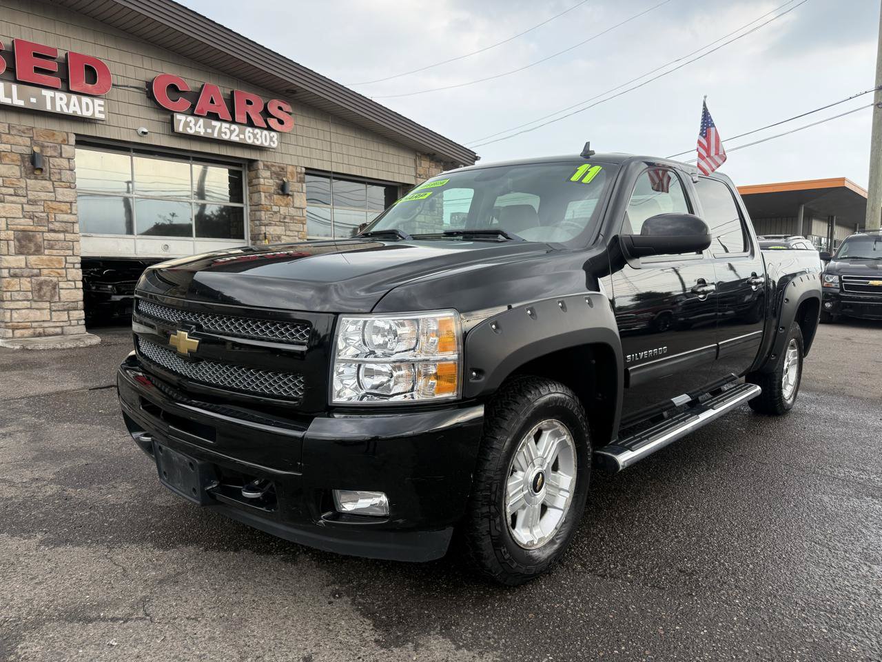 Used 2011 Chevrolet Silverado 1500 LTZ w/ LTZ Plus Package AWD/4WD image 2