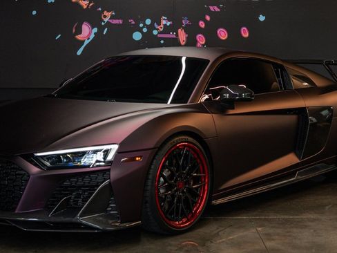 Used 2021 Audi R8 V10 RWD image 2