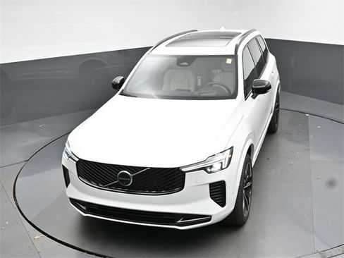 New 2026 Volvo XC90 B6 Ultra w/ Protection Package Premier image 47