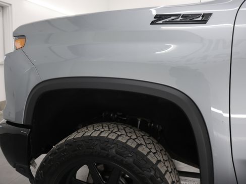 Used 2024 Chevrolet Silverado 2500 Custom w/ Custom Value Package image 34