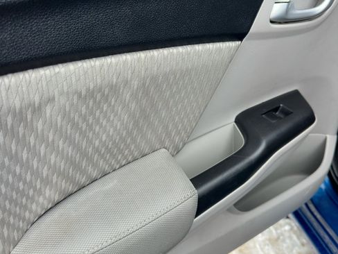 Used 2015 Honda Civic EX image 30