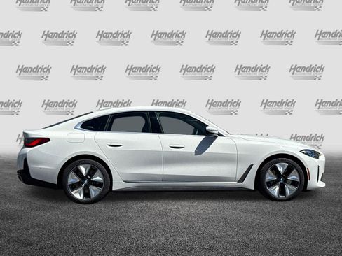 Used 2023 BMW i4 eDrive40 RWD image 3