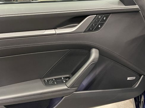 Used 2023 Porsche 911 Carrera 4S image 11