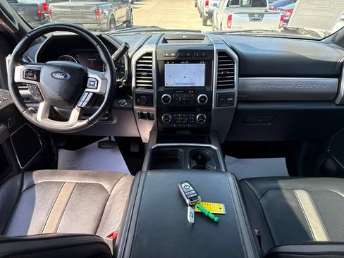 Used 2019 Ford F250 Platinum w/ Platinum Ultimate Package AWD/4WD image 43