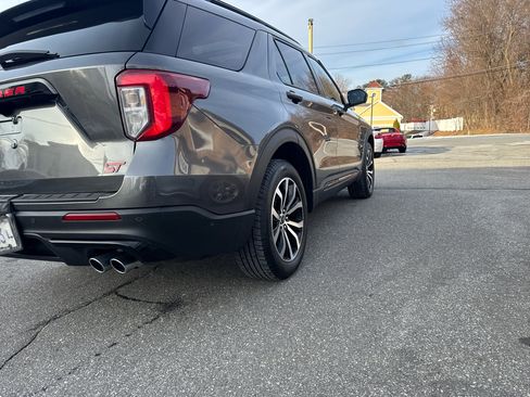 Used 2020 Ford Explorer ST image 9