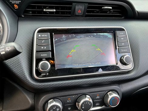 Used 2025 Nissan Kicks Play S image 24