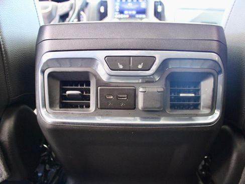 Used 2023 GMC Sierra 3500 Denali w/ Denali Ultimate Package image 29