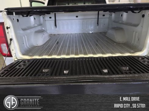 Used 2018 Chevrolet Silverado 1500 LTZ AWD/4WD image 22