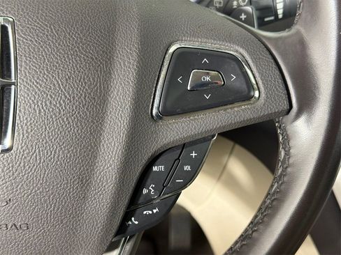 Used 2019 Lincoln MKC Select w/ Select Plus Package image 27