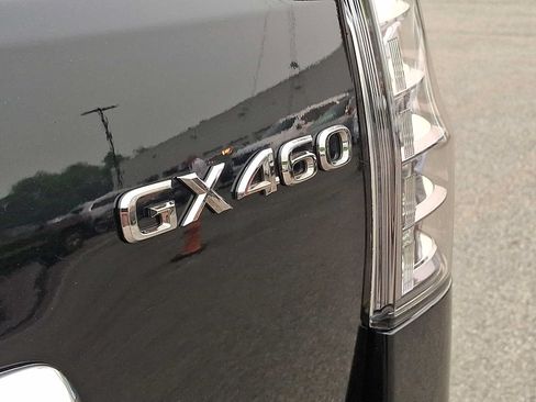 Used 2021 Lexus GX 460 Premium w/ Premium Package AWD/4WD image 30