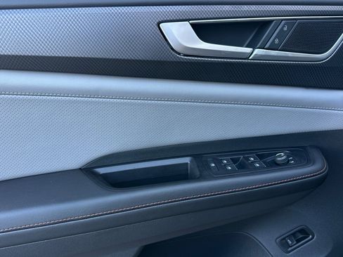 New 2025 Volkswagen Atlas Peak Edition SE AWD/4WD image 11