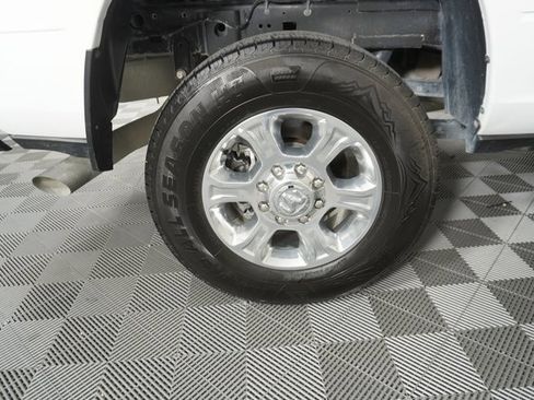 Used 2024 RAM 2500 Big Horn image 14