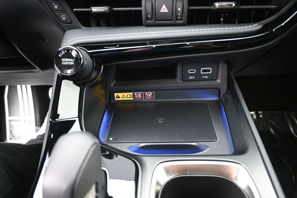 Used 2025 Lexus NX 450h+ F Sport w/ Accessory Package (Z1) AWD/4WD image 43