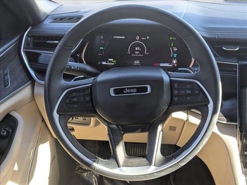 Used 2022 Jeep Grand Cherokee Limited 4xe w/ Luxury Tech Group II image 12