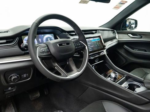 New 2026 Jeep Grand Cherokee 4WD image 24
