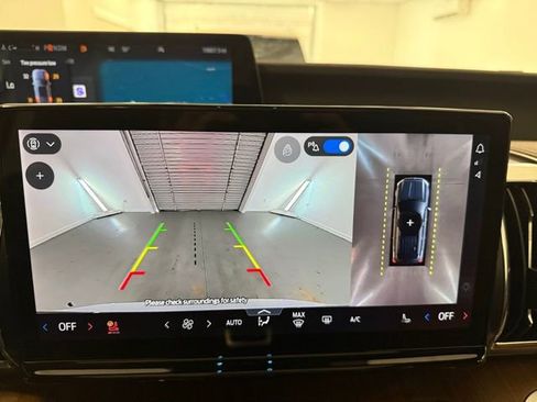 Used 2025 Ford Expedition King Ranch image 22