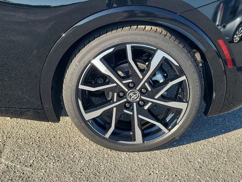 New 2026 Toyota Prius Plug-In Hybrid image 18