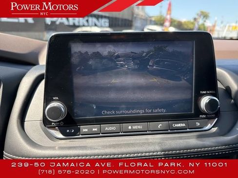 Used 2021 Nissan Rogue S image 30