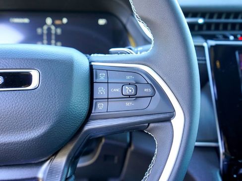 New 2026 Jeep Grand Cherokee L Laredo RWD image 13