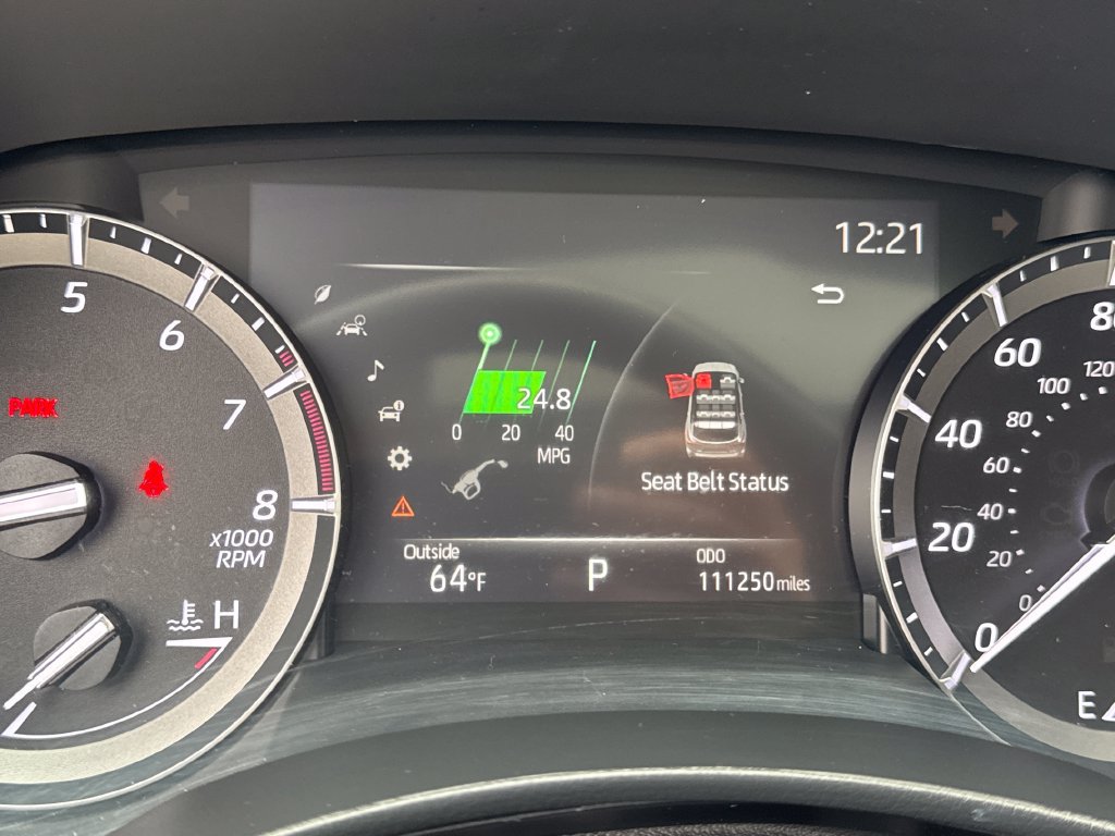 Used 2020 Toyota Highlander XLE AWD/4WD image 28
