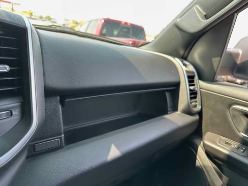 Used 2025 RAM 1500 Big Horn image 30