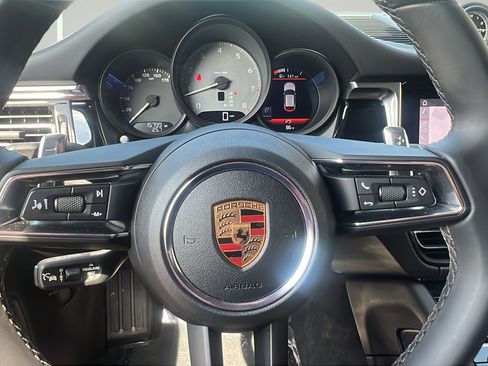 Certified 2024 Porsche Macan S AWD/4WD image 31