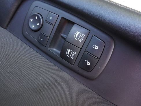 Used 2023 Dodge Challenger SXT w/ Blacktop Package image 15