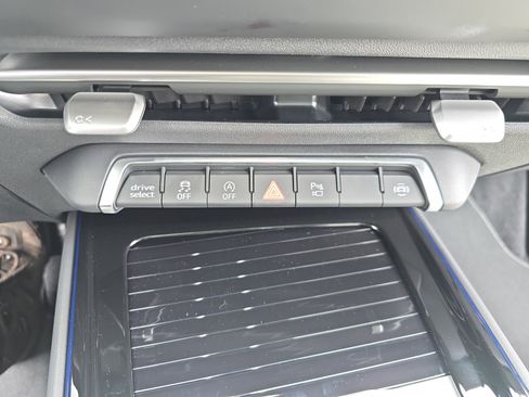 New 2026 Audi Q3 quattro 2.0T image 24