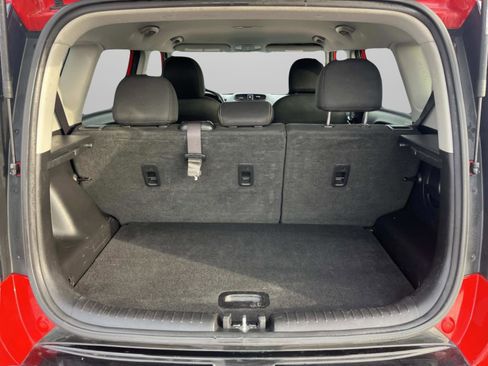 Used 2016 Kia Soul + image 20