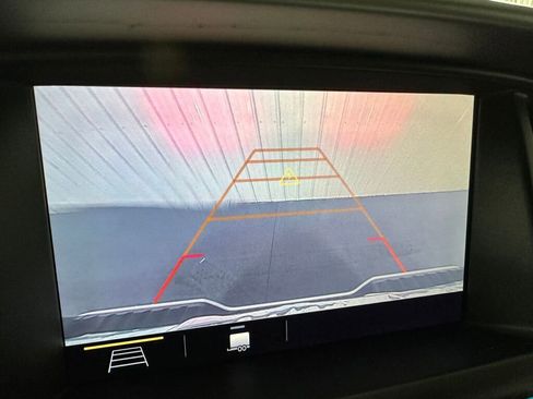 Used 2019 Chevrolet Colorado LT w/ LT Convenience Package image 12