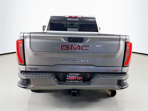 Used 2024 GMC Sierra 2500 AT4 w/ AT4 Premium Plus Package AWD/4WD image 7