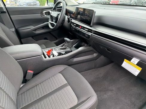New 2026 Kia Sorento LX FWD image 20