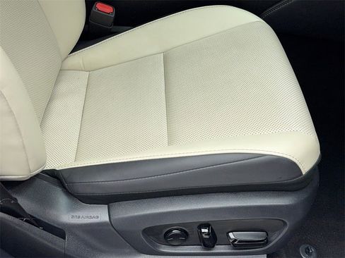 Used 2024 Lexus ES 350 w/ Premium Package image 43