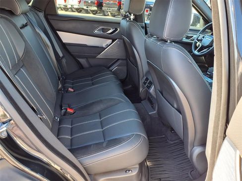 Used 2022 Land Rover Range Rover Velar R-Dynamic S image 16