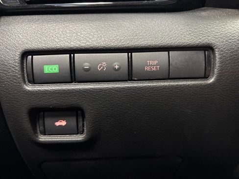 Used 2024 Nissan Sentra SV w/ All-Weather Package image 24