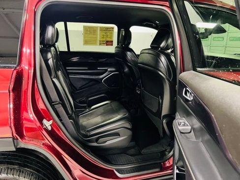 Used 2021 Jeep Grand Cherokee L Laredo RWD image 30
