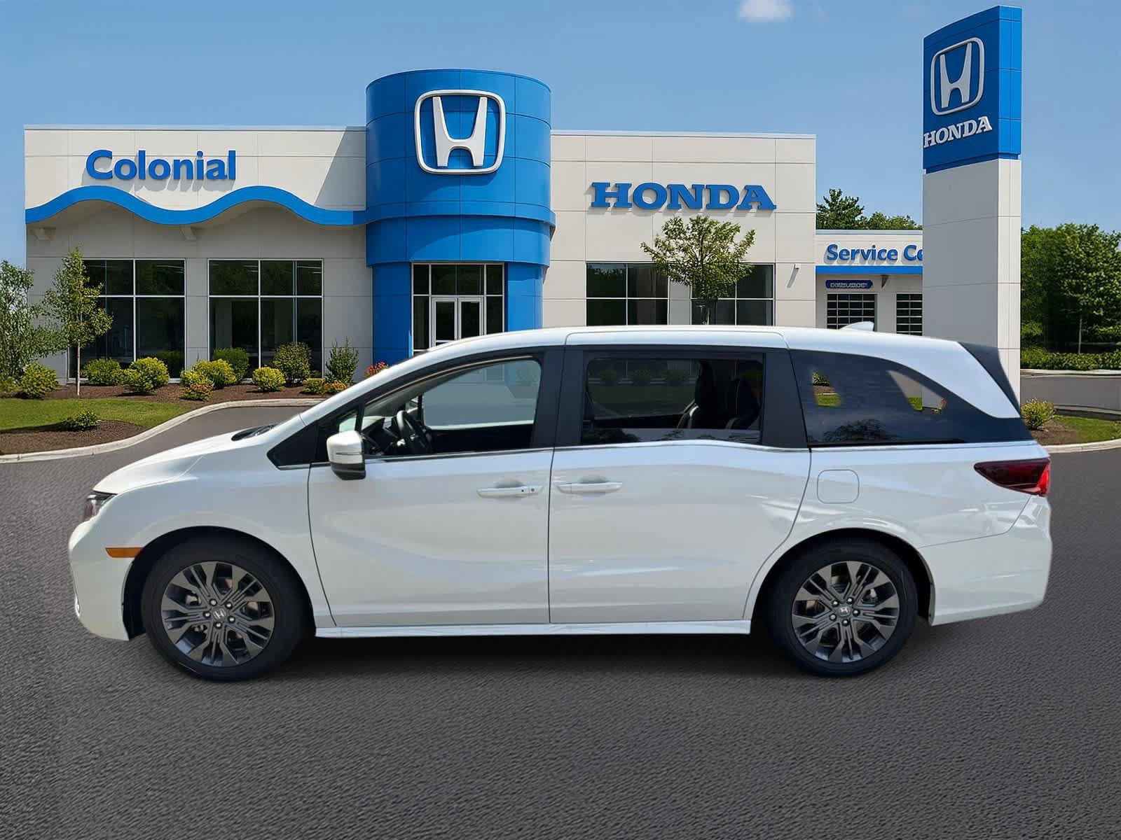 New 2027 Honda Odyssey Touring image 3