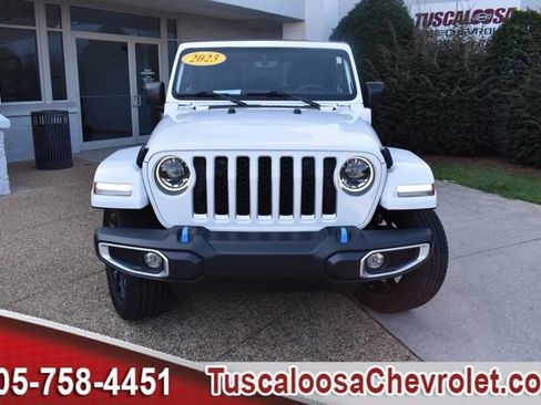 Used 2023 Jeep Wrangler Unlimited Sahara w/ Cold Weather Group AWD/4WD image 4