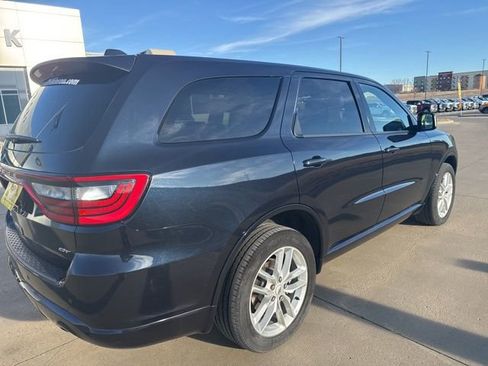 Used 2025 Dodge Durango GT image 3